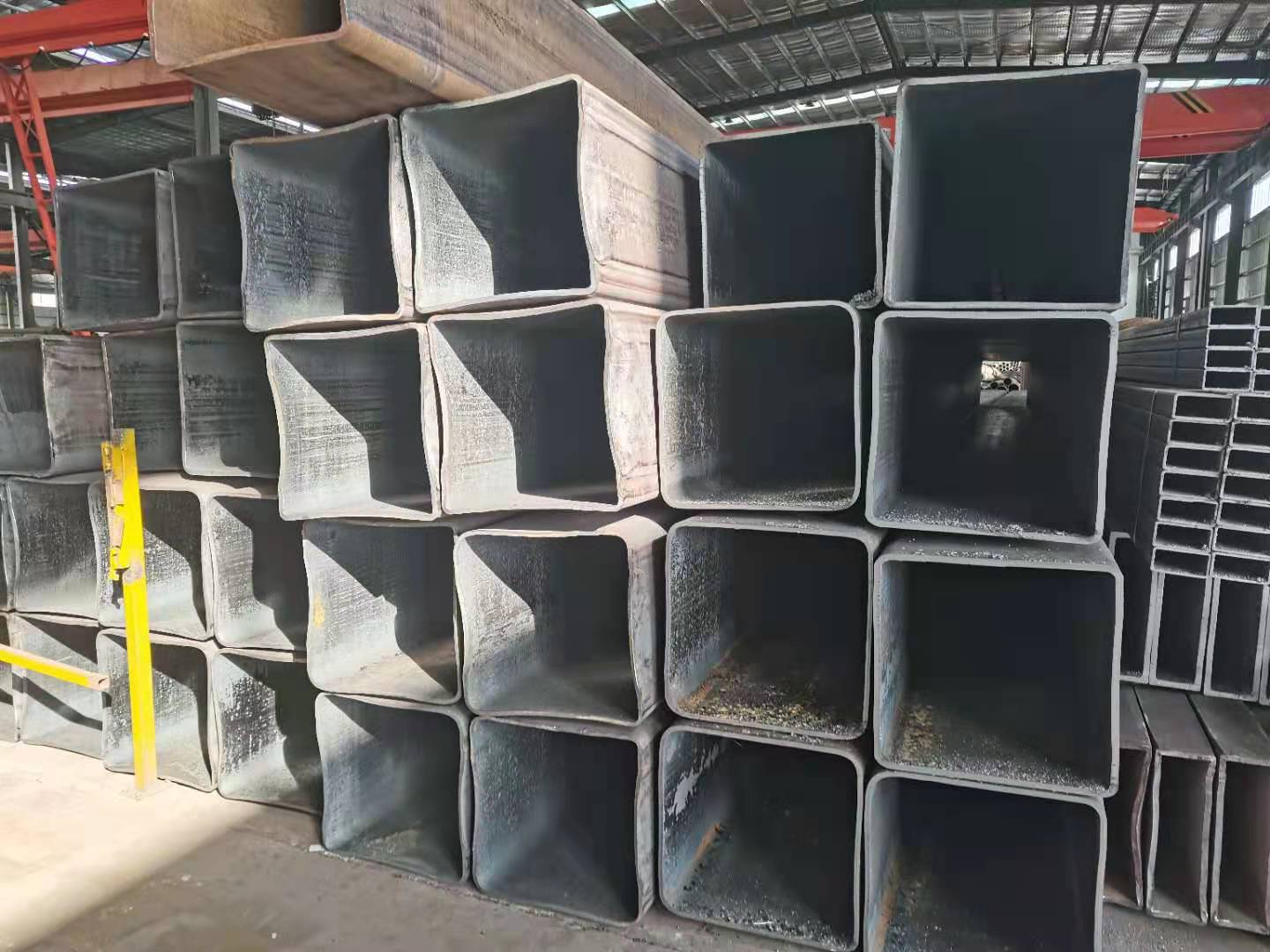 料下周Q235B方管厂价格将延续弱势